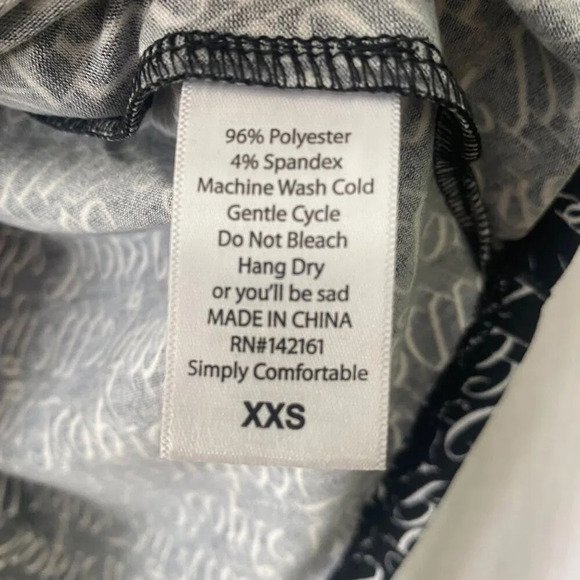 LuLaRoe Randy XXS Black & White Raglan Sleeve T-Shirt With Script Design - Picture 7 of 12